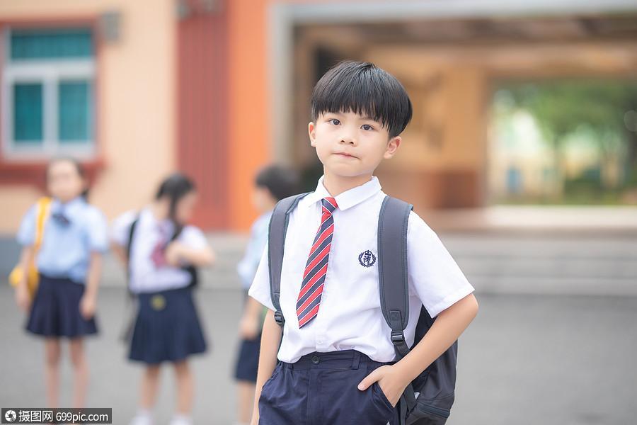 名师助学子入读爱丁堡商学院