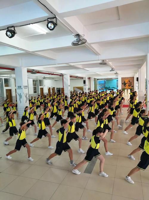 小满生活全部演员表介绍