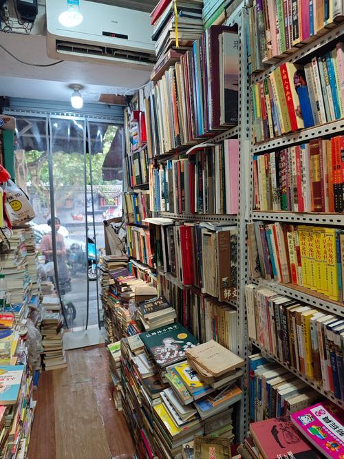 黄日华妻子梁洁华资料 黄日华妻子梁洁华资料