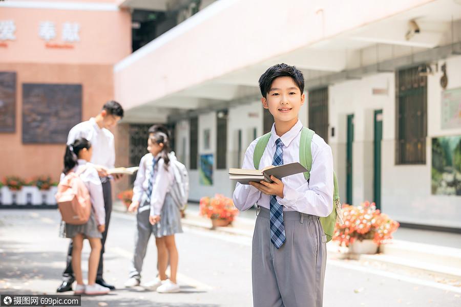 南飞怀了谁的孩子啊(南飞雁父亲)