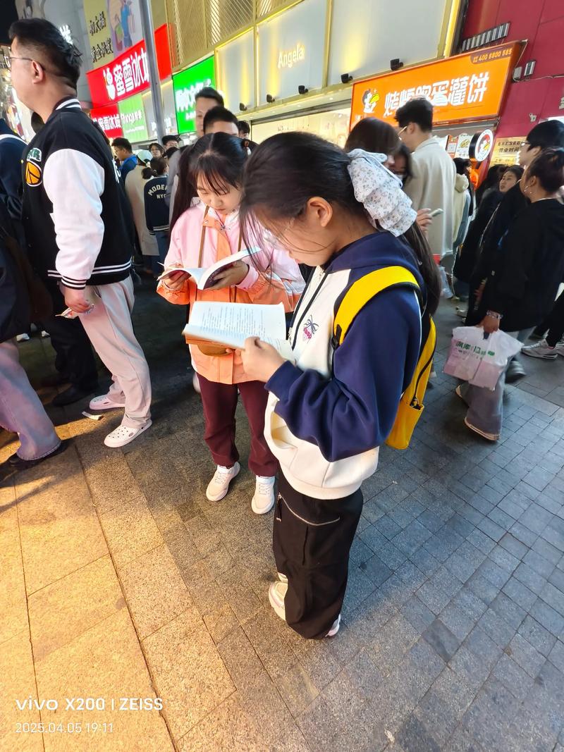 美国高中留学 一年花费