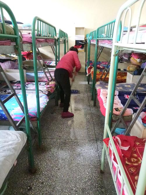 有没有一晚上十万元的酒店