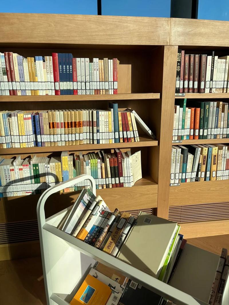 留学加拿大,可以通过哪些方式省钱 留学加拿大,可以通过哪些方式省钱