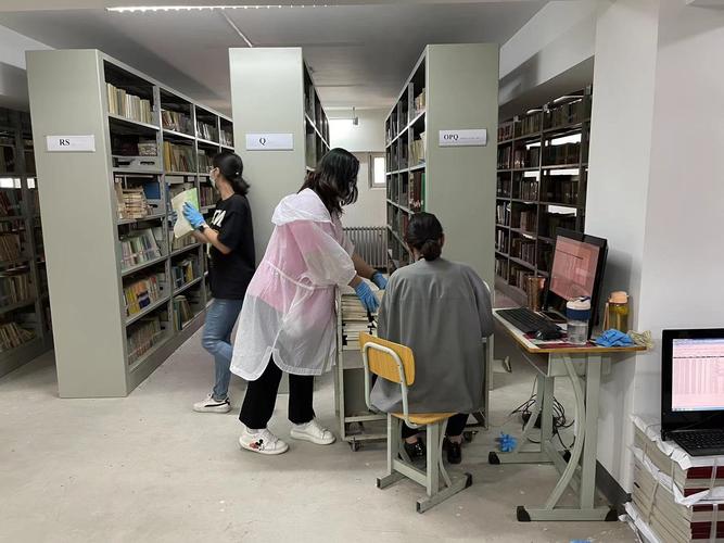 英国留学中如何修炼成演讲达人？