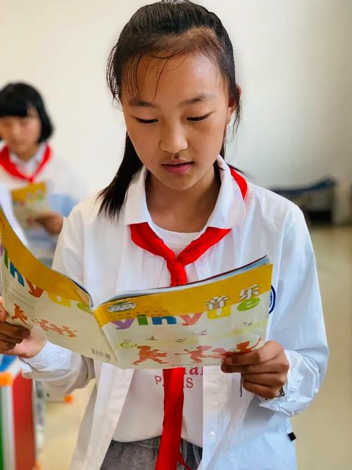 温馨的港湾生活。