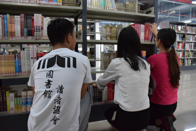 探索美国动漫学校硕士