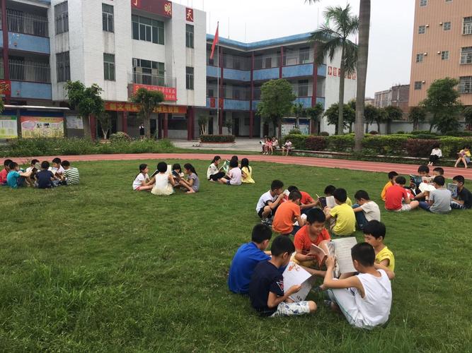 杨幂现在跟谁结婚了(杨幂现在跟谁结婚了