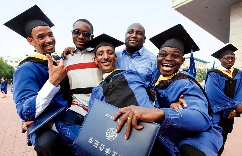 加拿大里贾纳大学留学