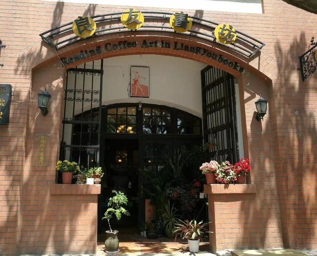 申请英国留学三大热门专业要注意什么？