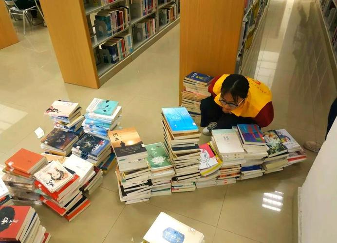 关咏荷老公现在是谁(关咏荷现身)