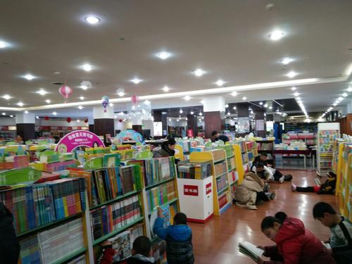 金吉列教育展--拖家带口移民加拿大