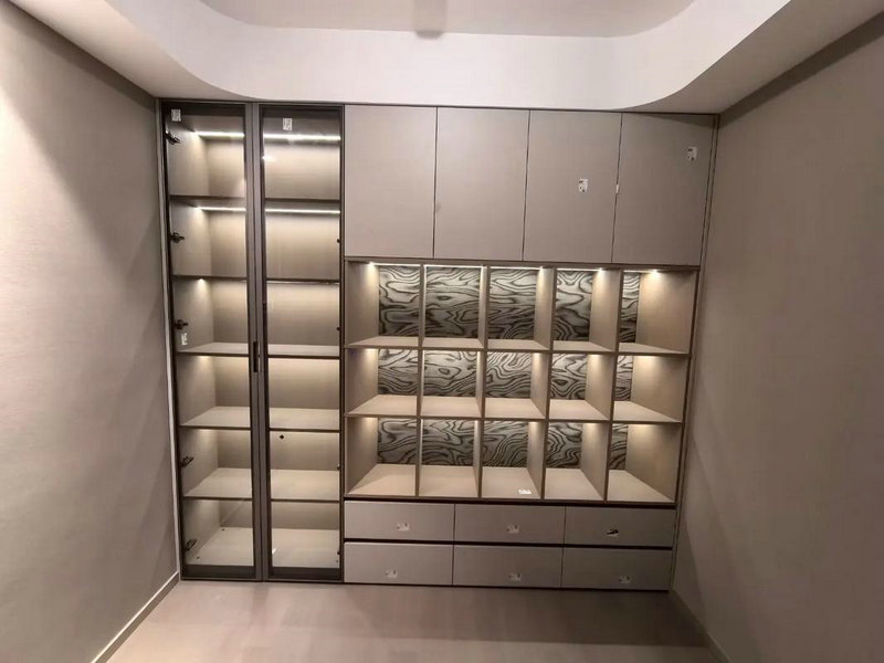 万梓良前妻个人资料简介