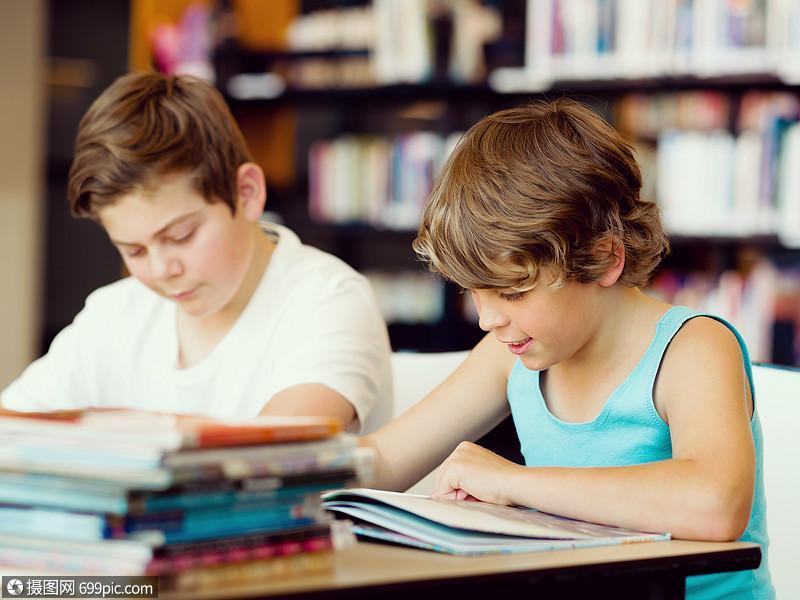 蒙古女模特被炸成碎片 前首相纳吉被指涉案面对 蒙古女模特被炸成碎片 前首相纳吉被指涉案面对